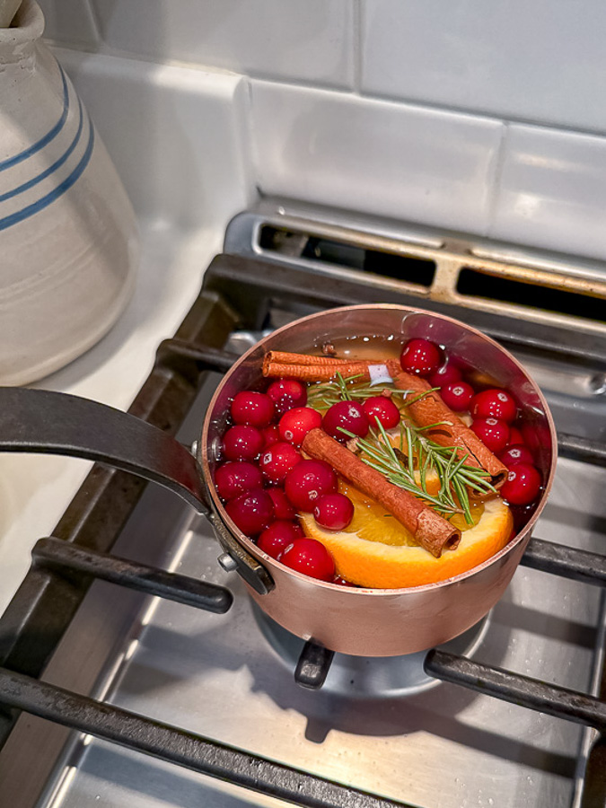 Cranberry orange simmer pot for fall and Christmas