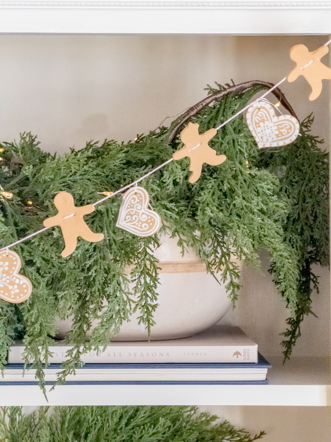 Gingerbread boy, girl and heart garland craft.