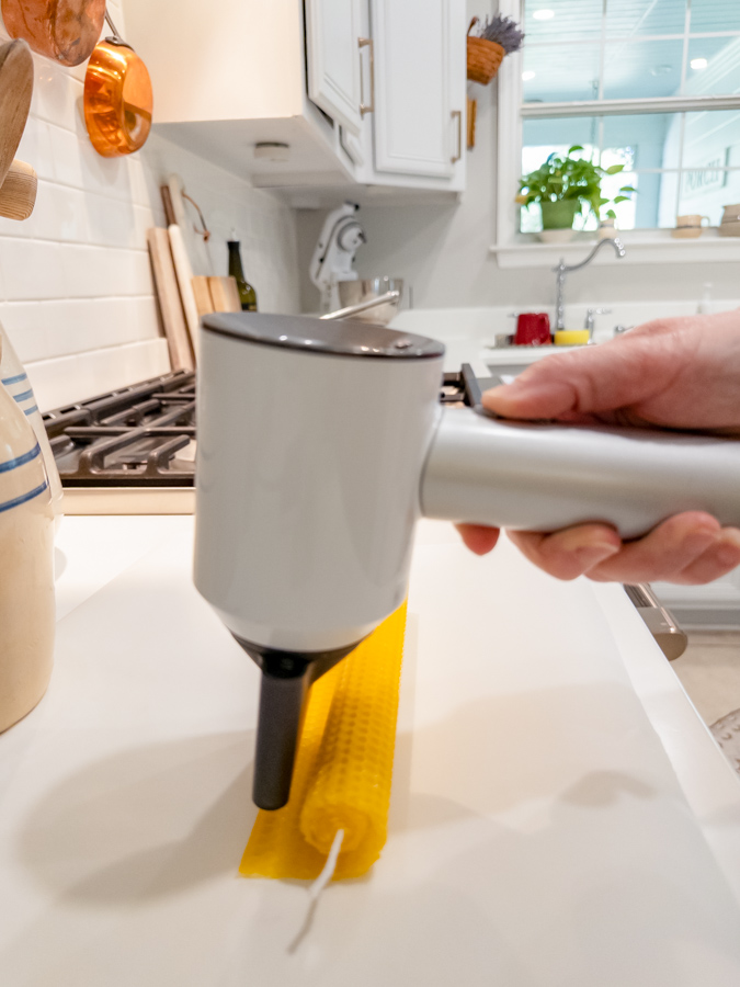Heating the end of a beeswax sheet