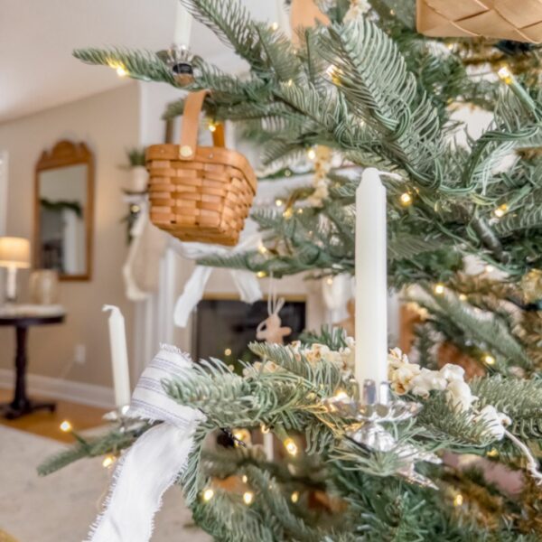 Primitive Christmas tree inspired by Little House on the Prairie