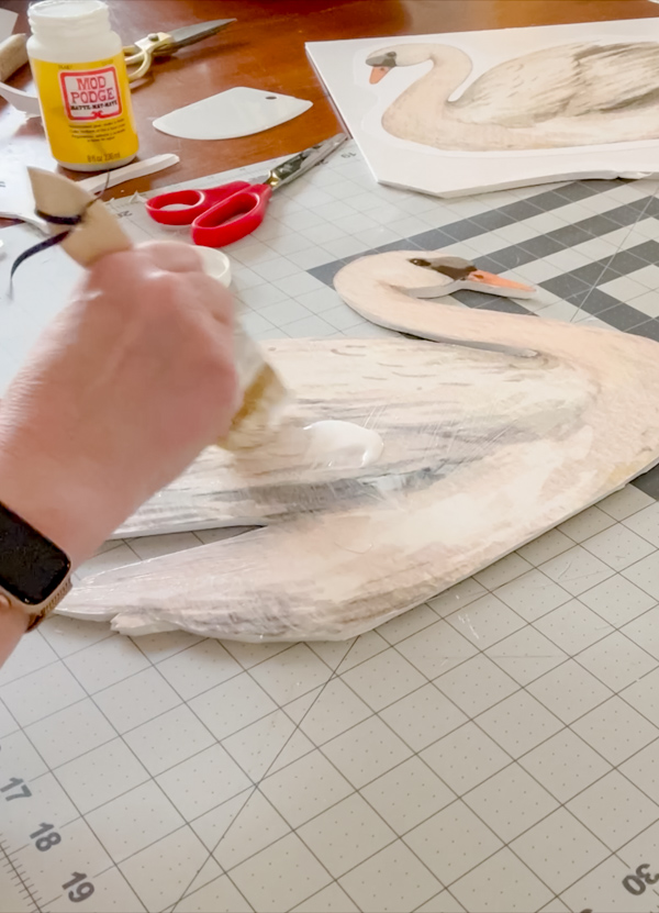 Decoupage swan printable with brush