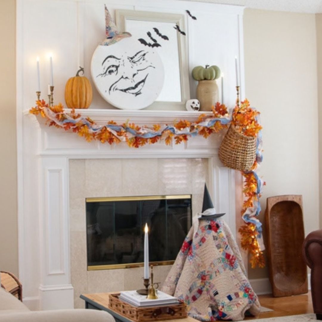 Cozy Cottage Halloween Decor Inspired by a Vintage Quilt